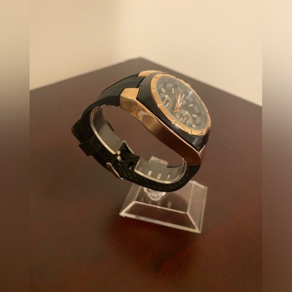 Men’s Rose Gold V6 Super Speed Fashion Watch - Picture 4 of 4